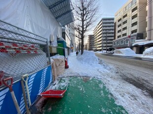 西１８丁目駅 徒歩1分 1階の物件外観写真